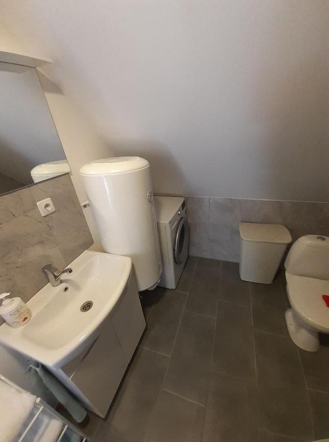 Vejo16 Hotel Birzai ภายนอก รูปภาพ